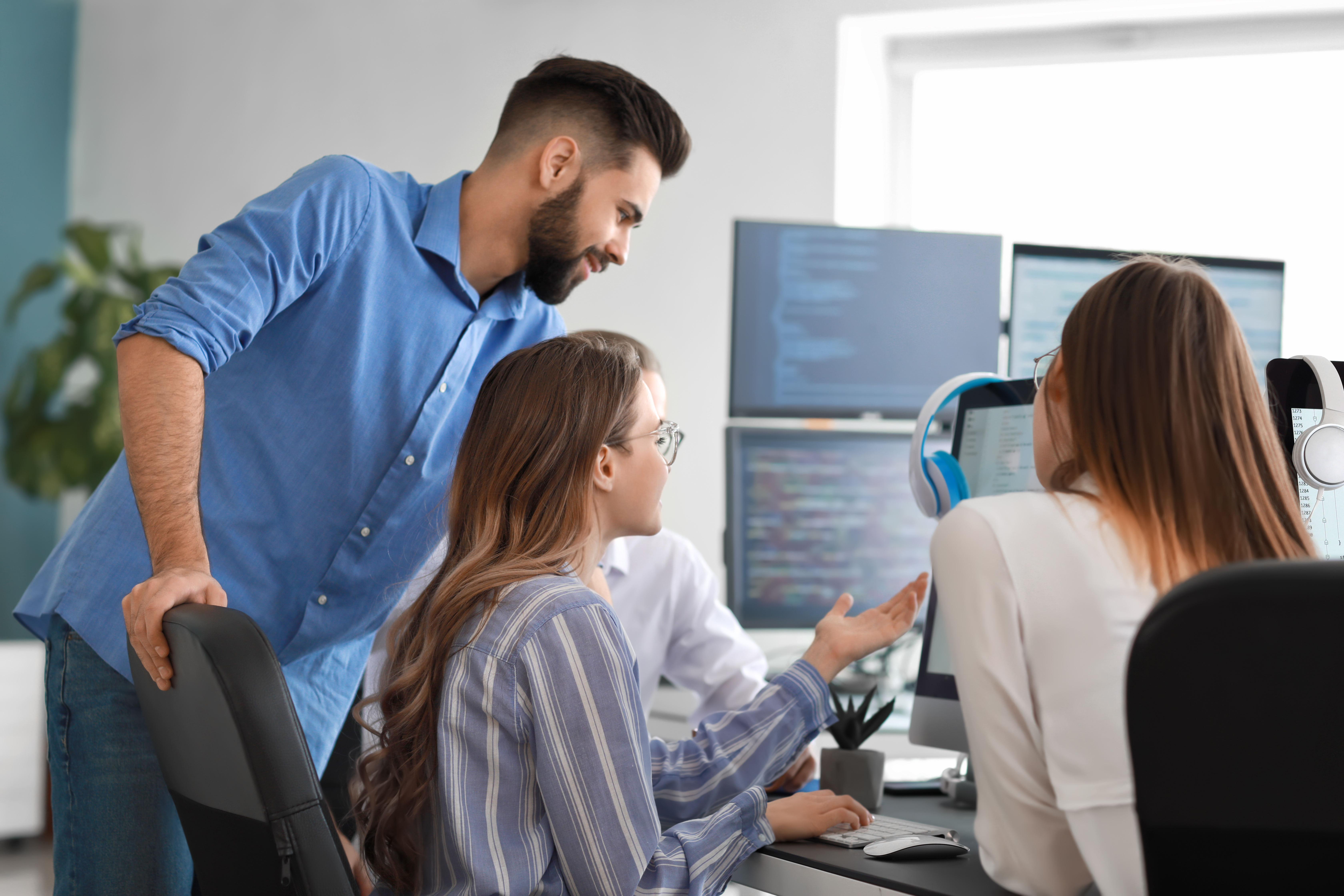 Should I get a CS degree or attend a coding bootcamp? Should I get a CS degree or attend a coding bootcamp?